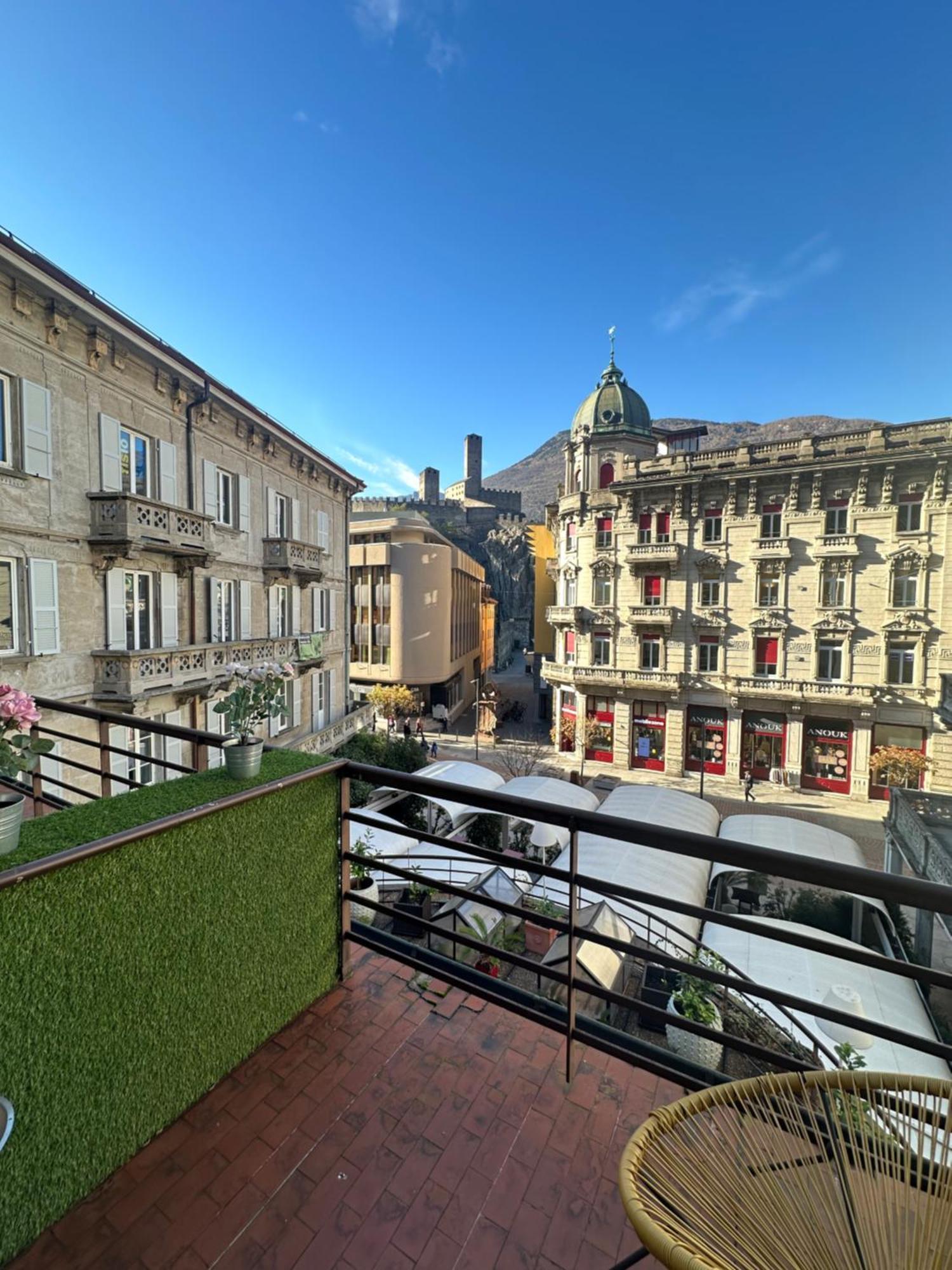 Hotel Croce Federale Canton de Bellinzone Extérieur photo